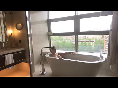 ❤️ 巨大的宝贝 激情地在浴室里撸起了她的阴部 ❤❌ at porn zh-cn.doujin-sexy.ru❌️❤